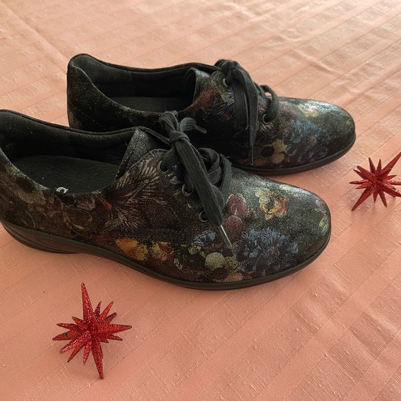 Brand new Semler shoes - Picture 2 of 6